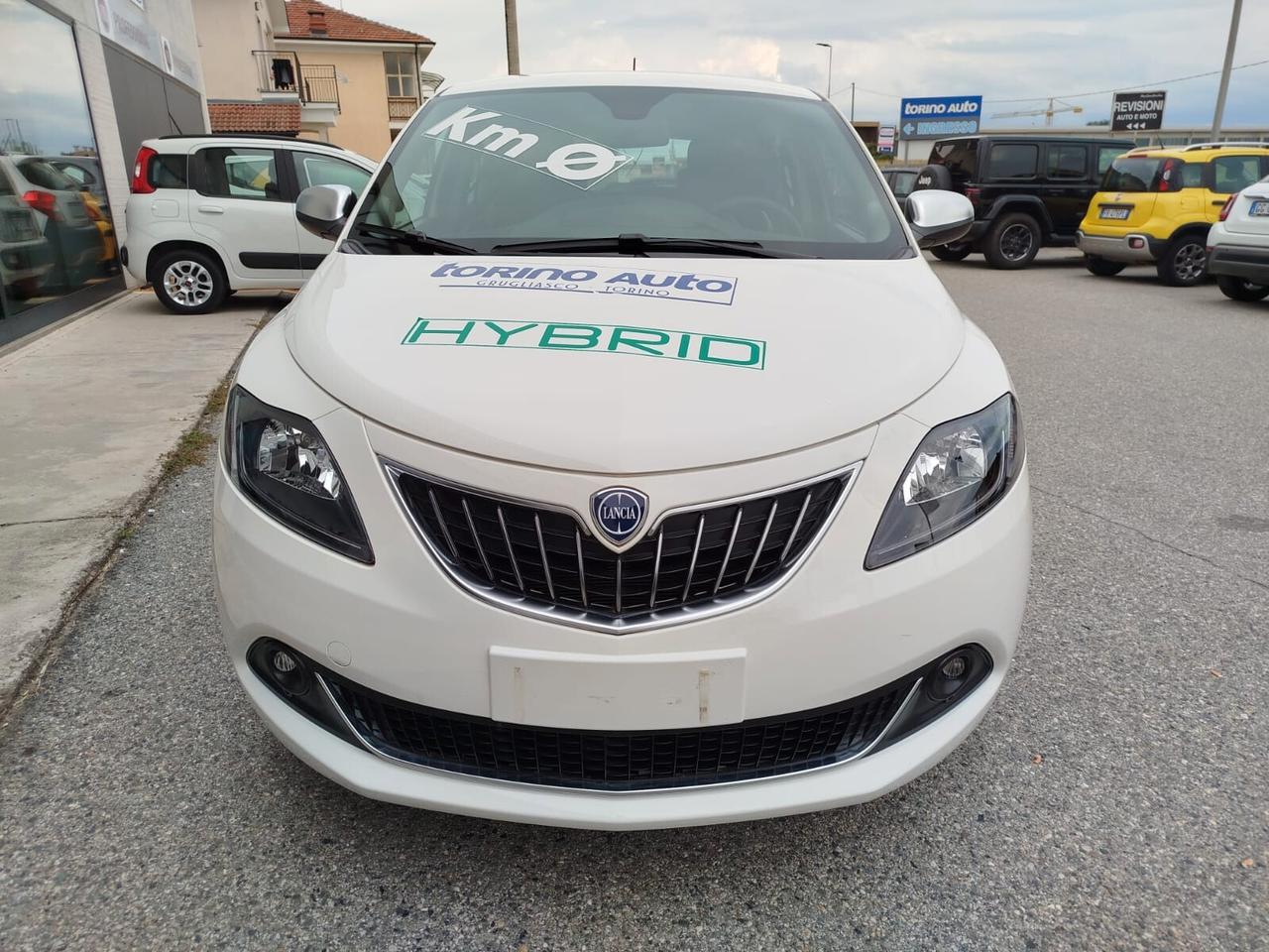 Lancia Ypsilon 1.0 FireFly 5 porte S&S Hybrid Alberta Ferretti