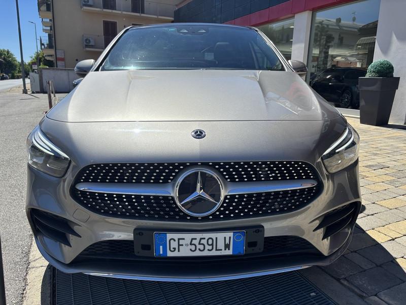 Mercedes B 180 D Premium DCT FULL LED-NAVI-TETTO-18"