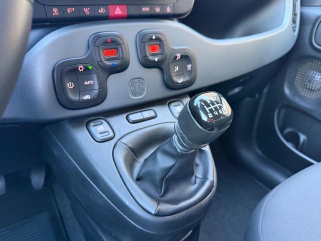 FIAT Panda 1.0 HYBRID CITY LIFE+CLIMATRONIC+SCHERMO+5POSTI