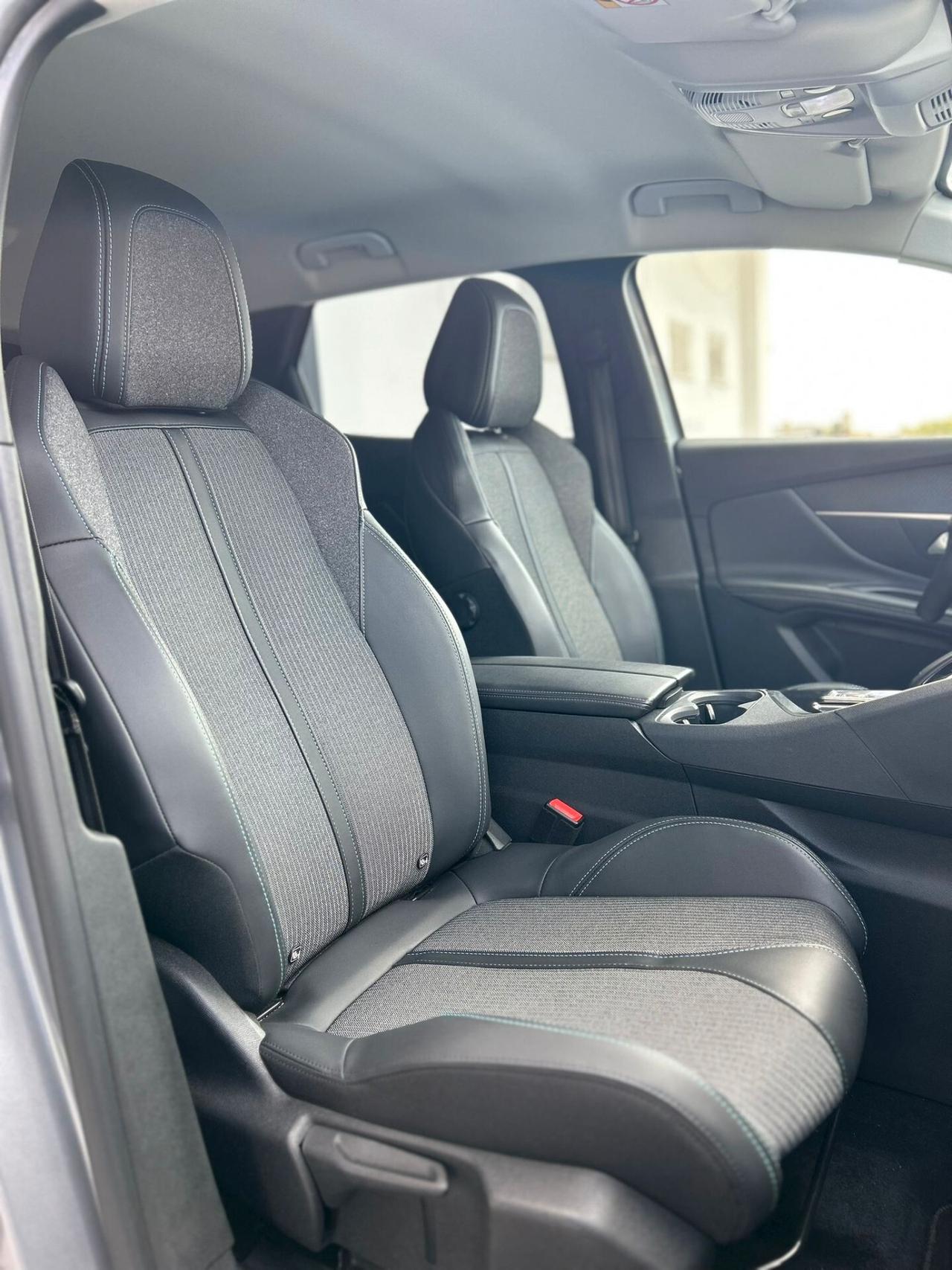 Peugeot 3008 BlueHDi 130 S&S EAT8 Allure