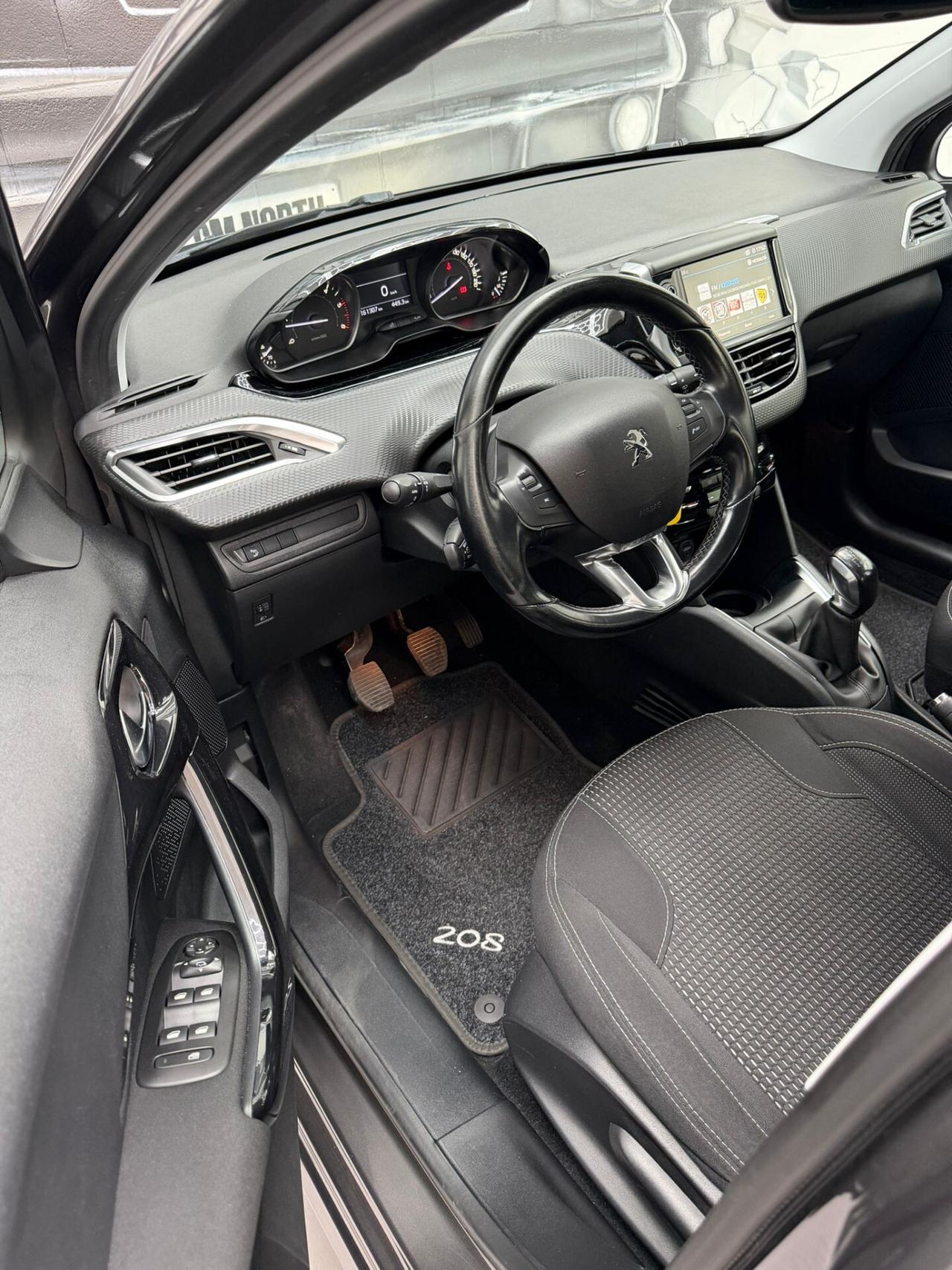 Peugeot 208 BlueHDi 75 5 porte Allure