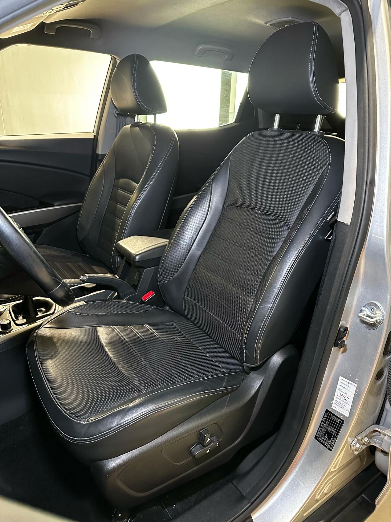 Ssangyong Tivoli 1.6d 2WD Be Visual Hot Aebs