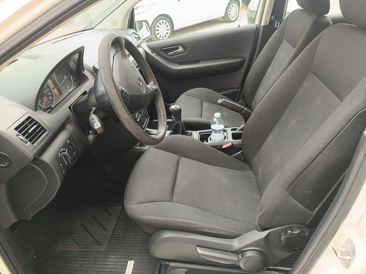 Mercedes-benz A 160 BlueEFFICIENCY Elegance