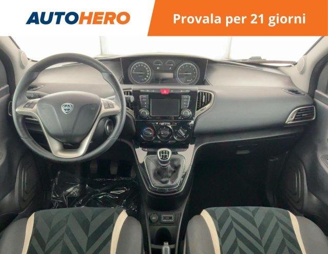 LANCIA Ypsilon 1.2 69 CV 5 porte Gold