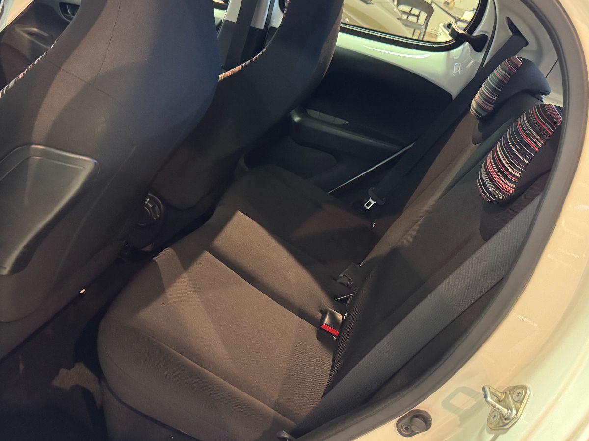 CITROEN C1 1.0 5p. Shine Solo 70.000km