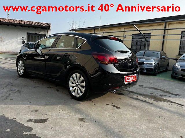 OPEL Astra 1.4 Turbo Cosmo GPL