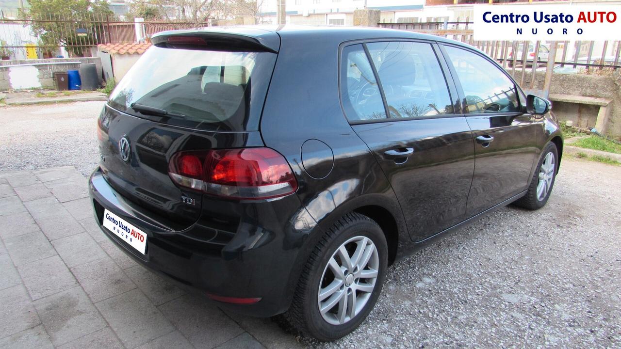 Volkswagen Golf 1.6 TDI DPF 5p. Highline