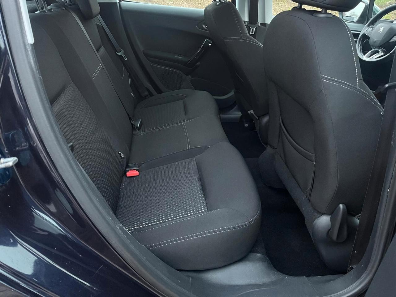 Peugeot 208 BlueHDi 75 5 porte Allure