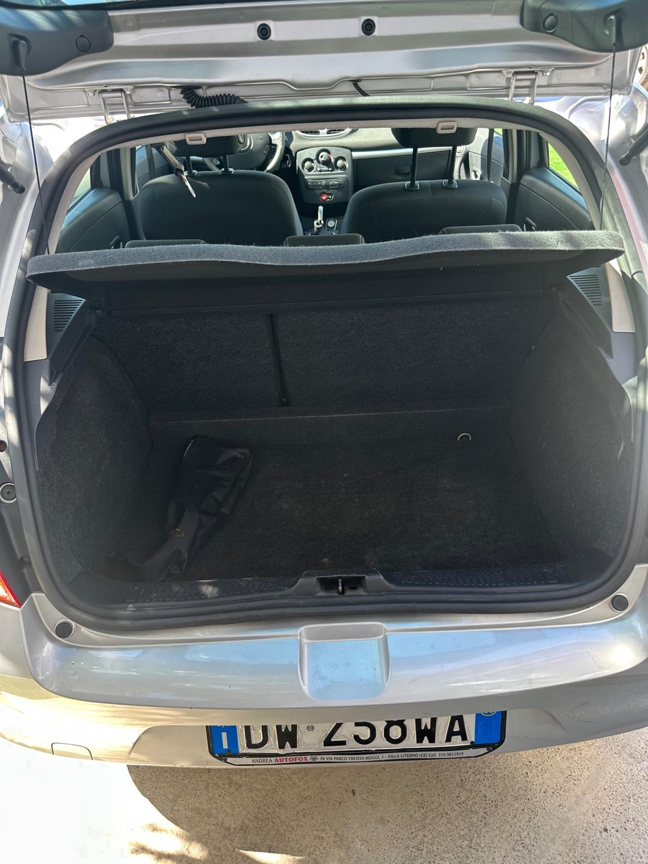 Renault Clio 1.2 16V 5 porte Luxe