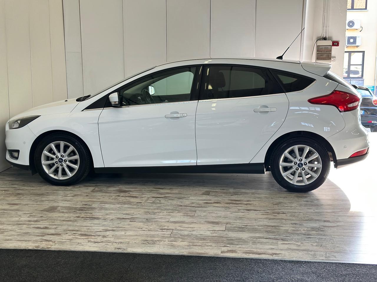 Ford Focus 1.0 Benzina EcoBoost Titanium X Ok Neopatentati