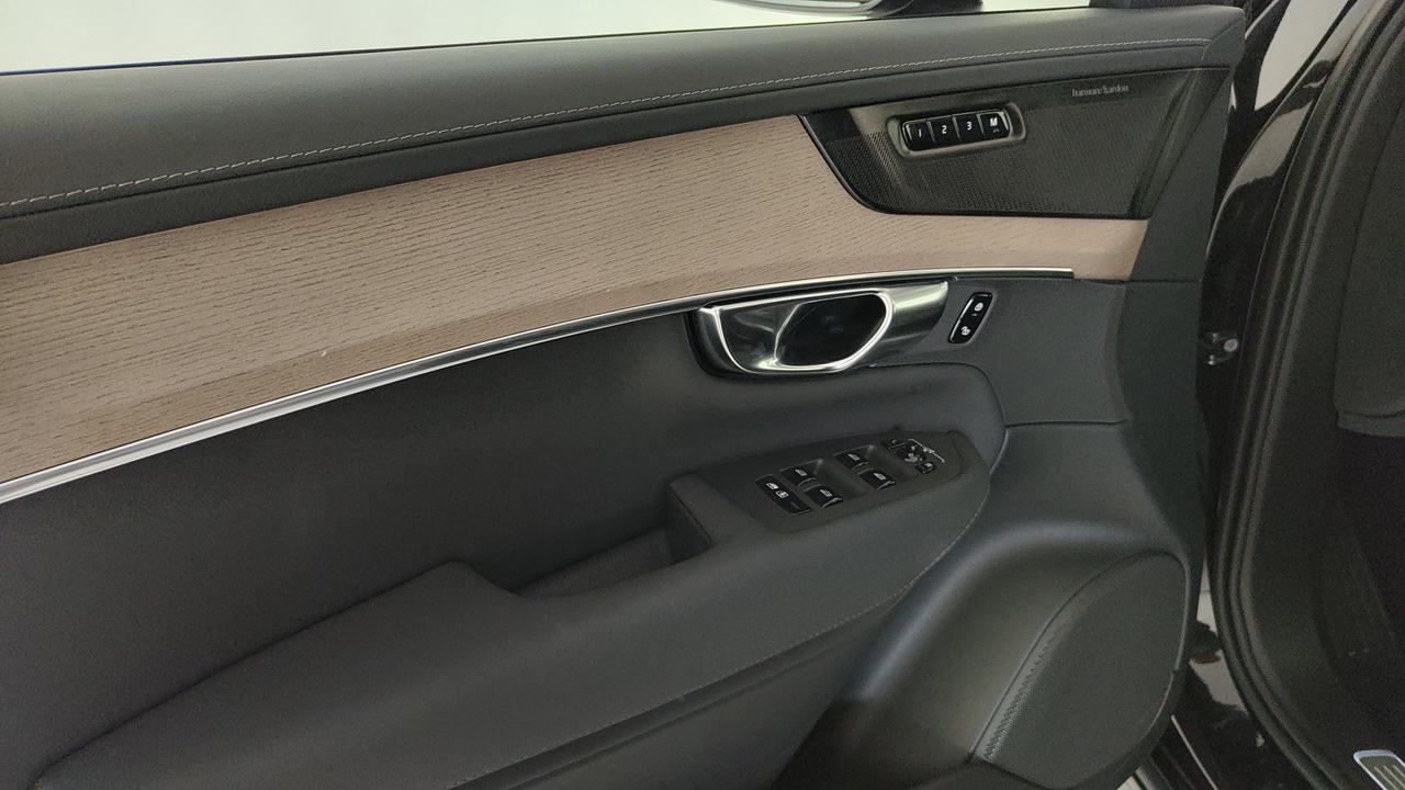 VOLVO XC90 2.0 t8 phev Ultra Dark awd 7p.ti auto