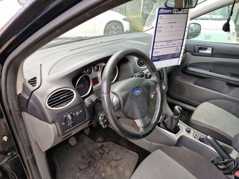 Ford Focus II Style Wagon 1.6 tdci Titanium 90cv
