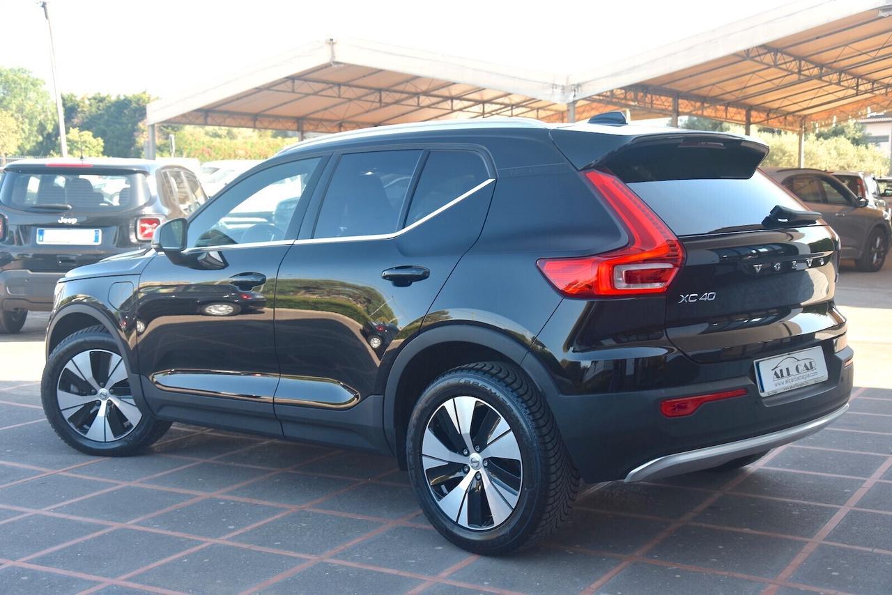 Volvo XC40 T4 Recharge Plug-in Hybrid Core
