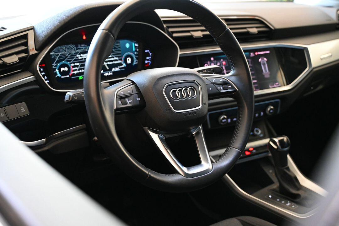 Audi Q3 35 TDI S tronic Business Advanced