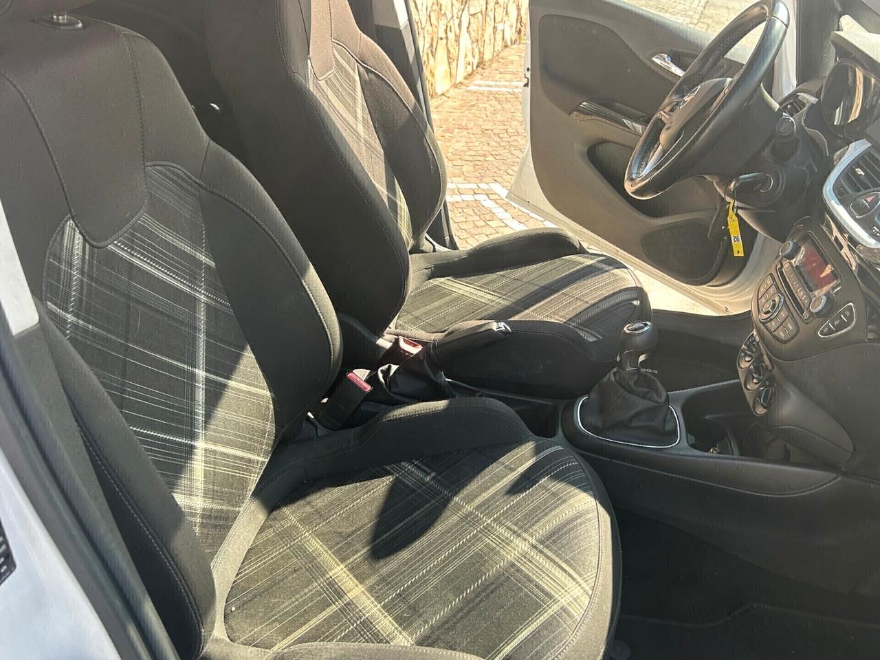 Opel Corsa 1.4 90CV GPL Tech 5 porte Innovation