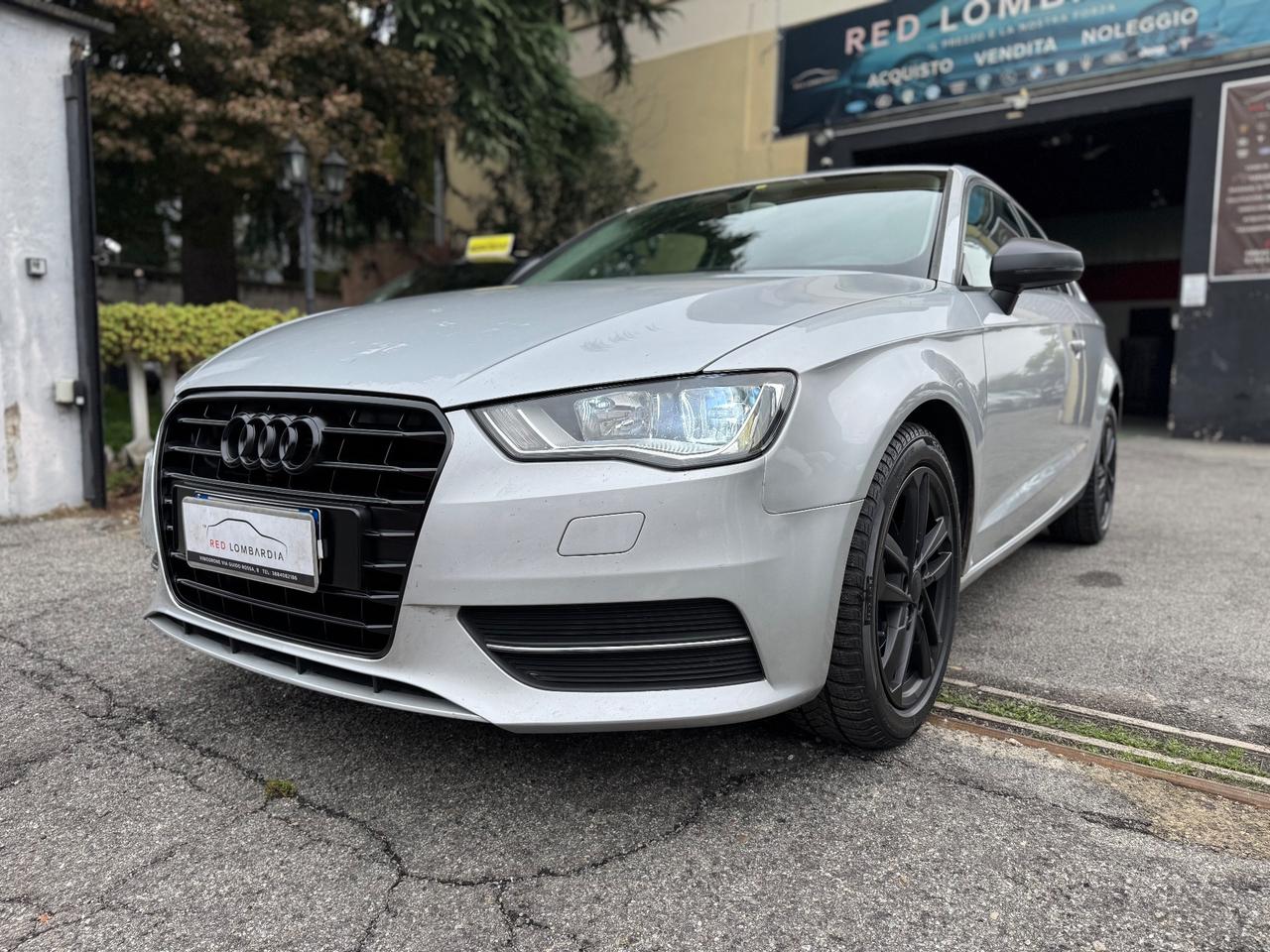 Audi A3 Cabrio 1.6 TDI 105 CV CR Ambition