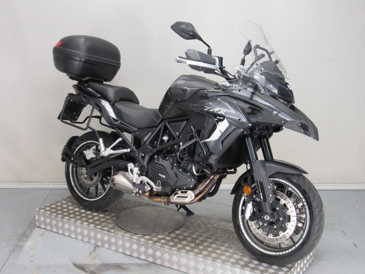 Benelli TRK 502 ABS