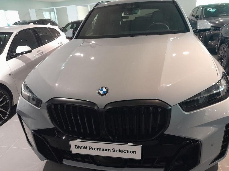 BMW X5 xdrive40d mhev 48V Msport auto