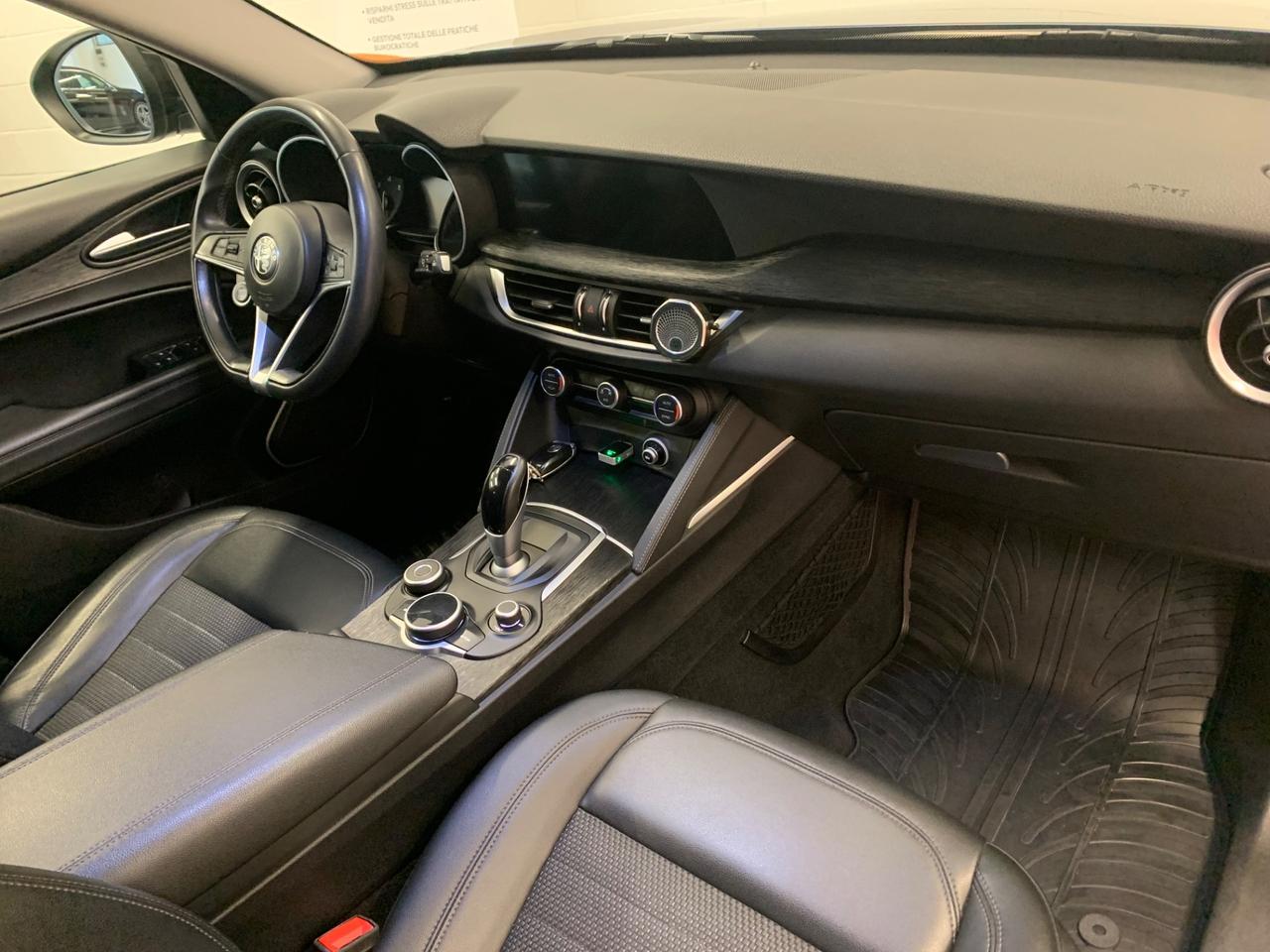 Alfa Romeo Stelvio 2.2 Turbodiesel 210 CV AT8 Q4 B-Tech