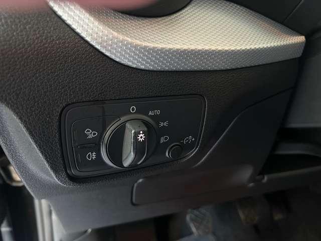 Audi Q2 30 TFSI Business Advanced