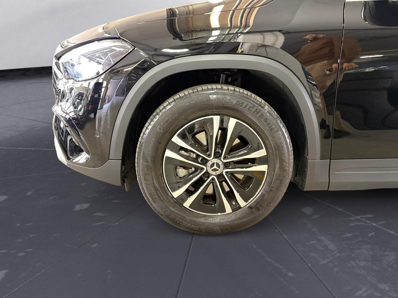 Mercedes-Benz GLA 180 Advanced auto