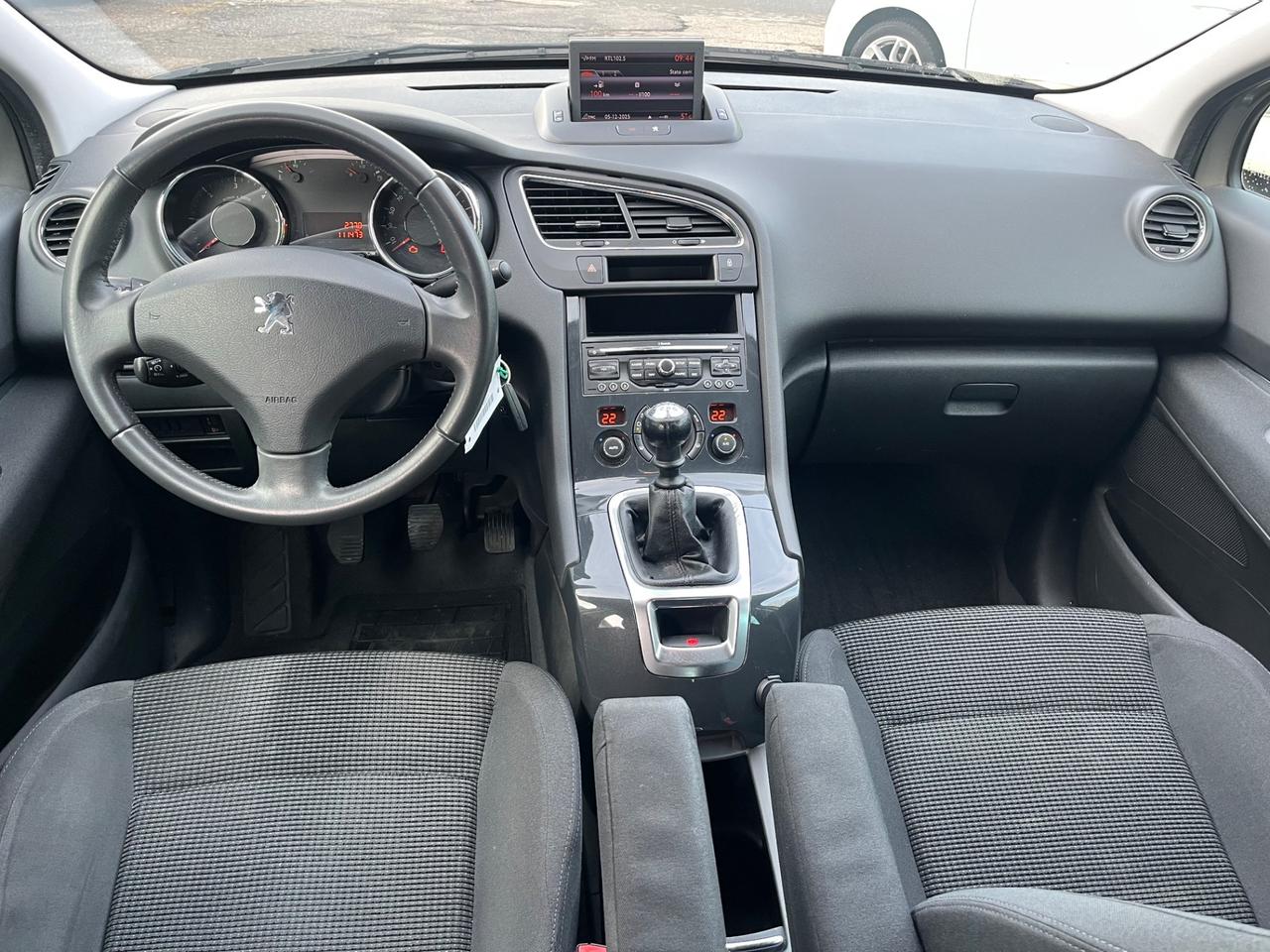 Peugeot 5008 1.6 HDi 112CV Business