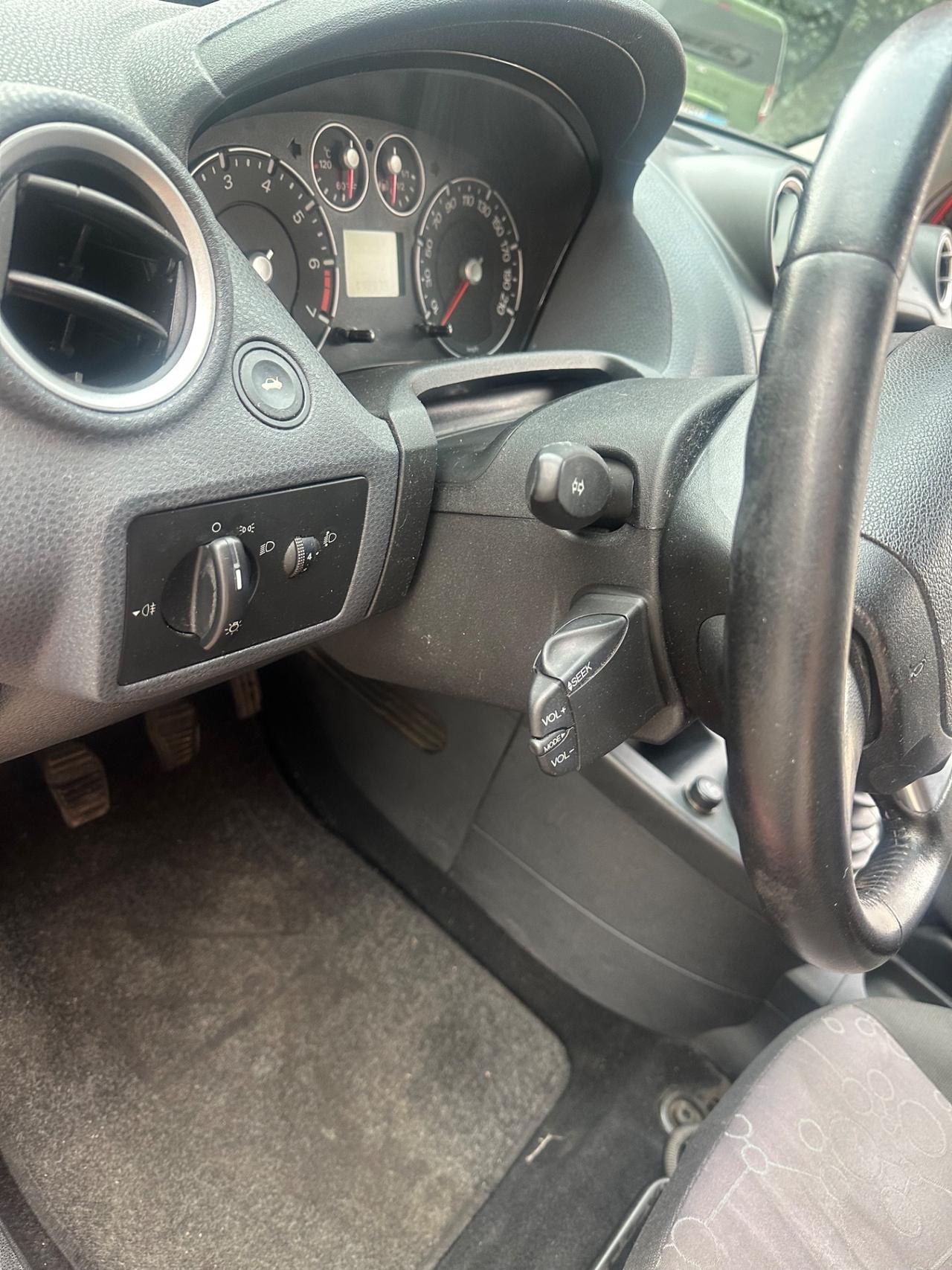 Ford Fiesta 1.2 16V 3p. Ghia