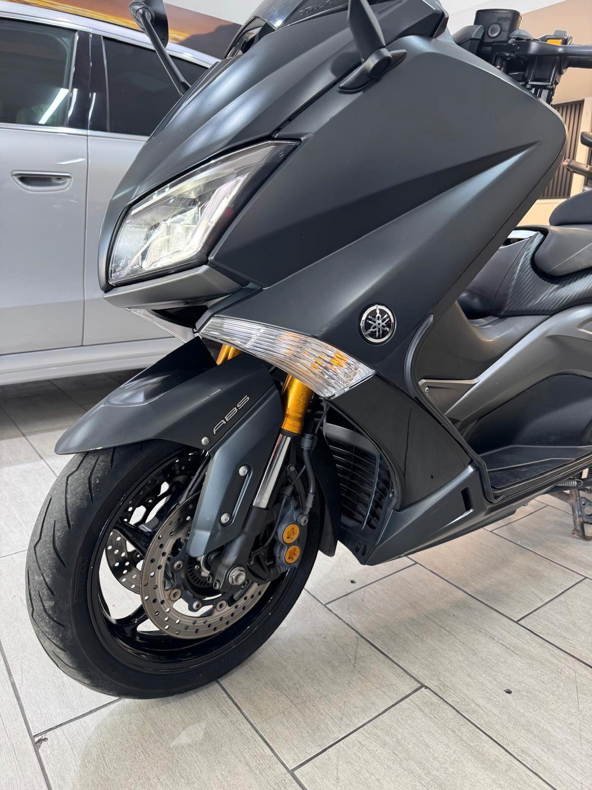 Yamaha T Max 530 AIRON MAX