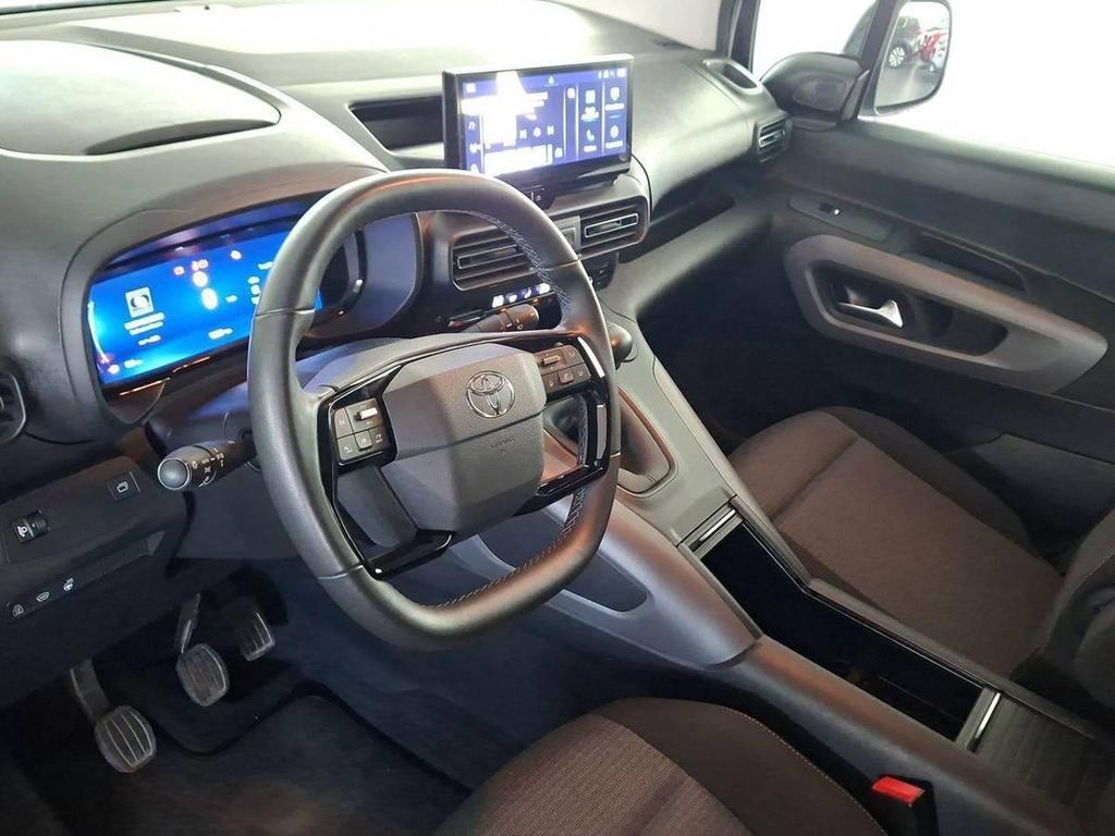 Toyota Proace City Verso Promiscuo Proace City Verso 1.5d 130cv S&S Mt6 L1 D Executive