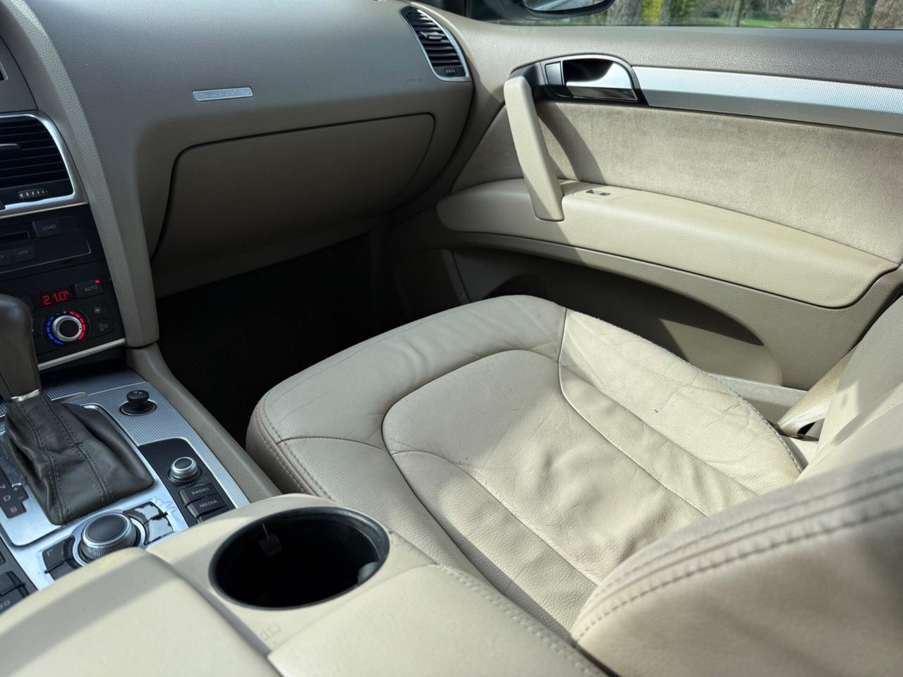 Audi Q7 3.0 V6 TDI 240 CV - MACCHINA A POSTO