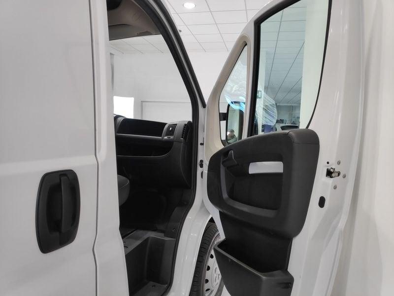 Peugeot Boxer Boxer 330 2.2 BlueHDi 140 S&S PC-TN Furgone*PASSO CORTO*3 POSTI*GARANTITO*