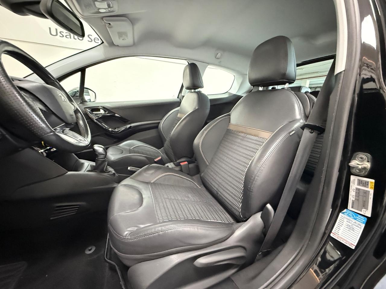Peugeot 208 1.6 e-HDi 92 CV 3 porte XY 09/2013 EURO 5B NEOPATENTATI