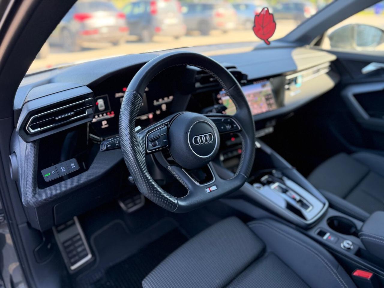 Audi A3 Sedan S Line Edition 2.0 35 TDI #10684