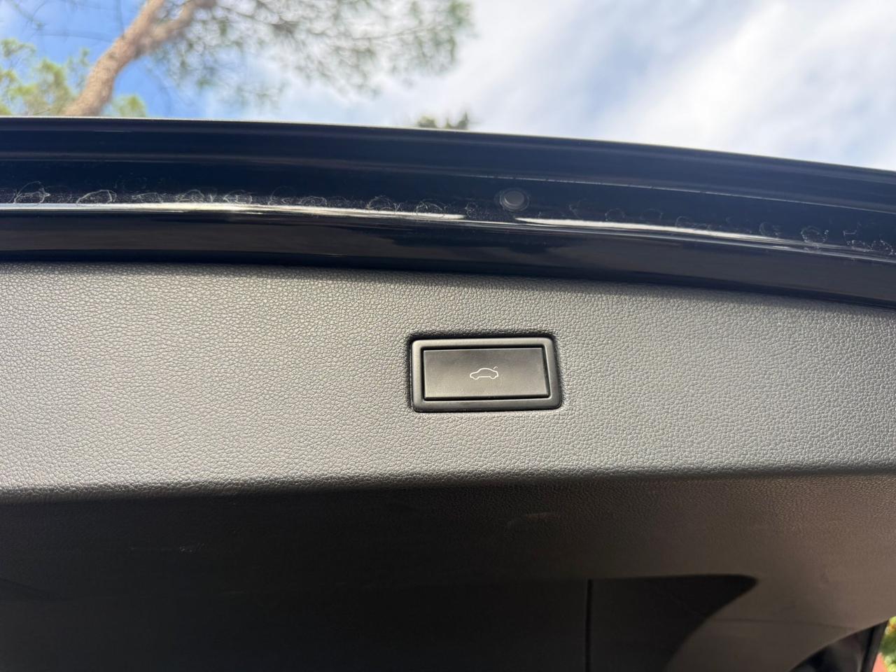 Volkswagen Tiguan 2.0 TDI SCR DSG Advanced R-LINE FULL LED *promo*