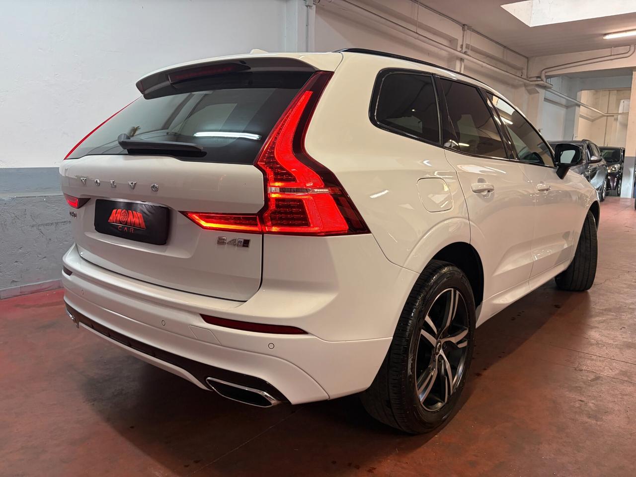 Volvo XC 60 B4 (d) AWD Geartronic R-design