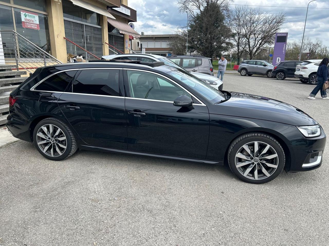 Audi A4 2.0 40 TDI Business Advanced #9936