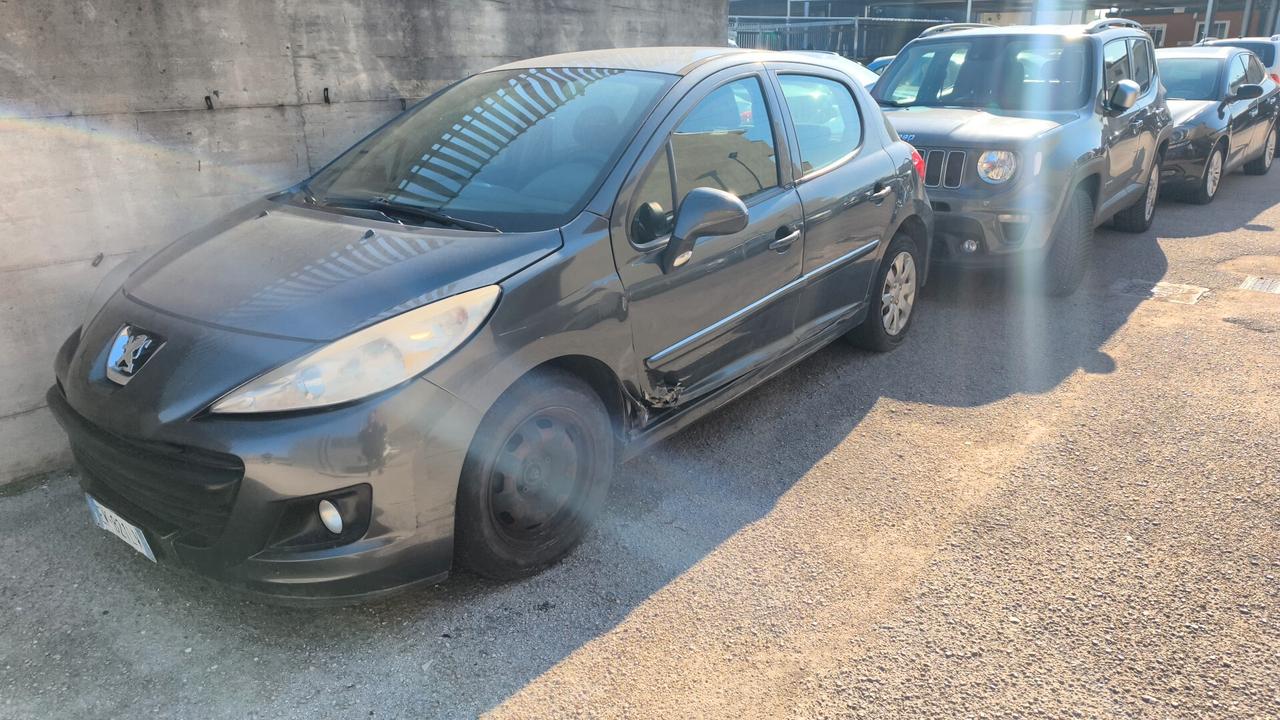 Peugeot 207 1.6 8V HDi 93CV 3p. Active