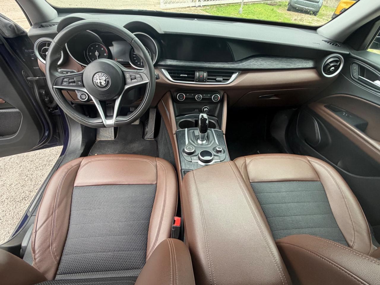 Alfa Romeo Stelvio 2.2 Turbodiesel 210 CV AT8 Q4 Super