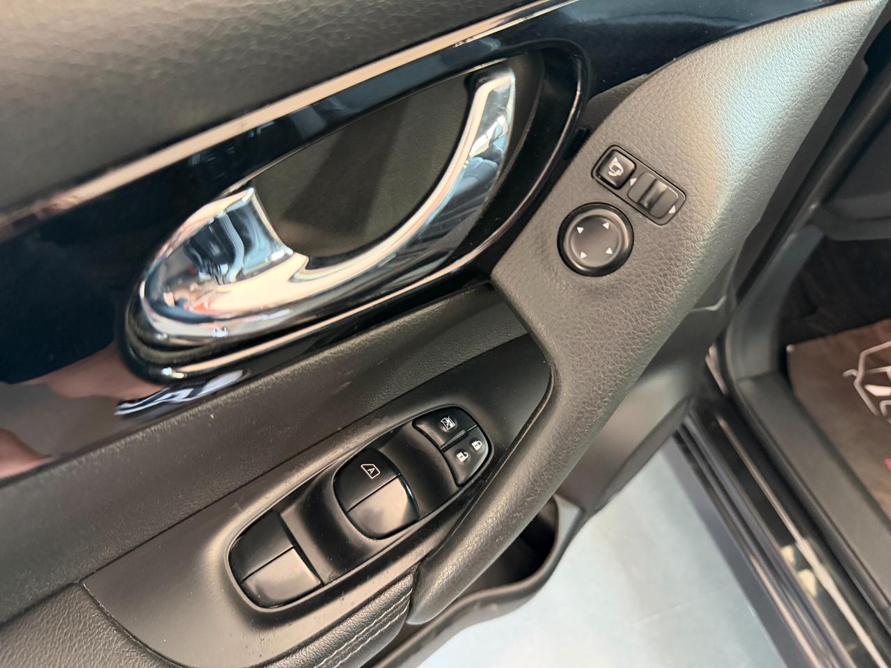 Nissan Qashqai 1.6 dCi 2WD Tekna - 2017