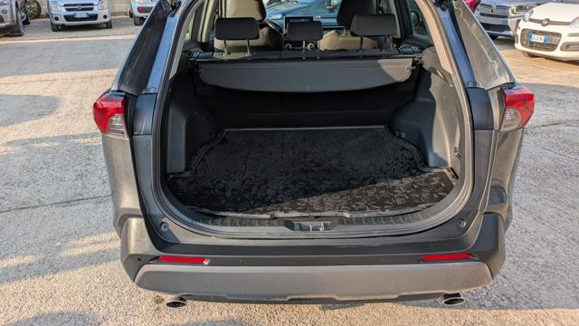 TOYOTA RAV 4 E-CVT 4WD 2.5cc 222cv AUTOM. NAVI CAMERA POST.