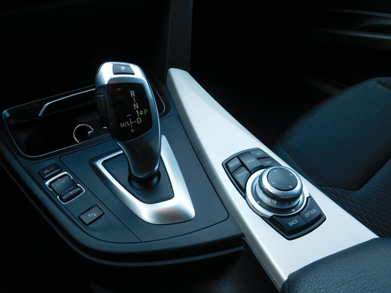 Bmw 318d Touring Business Advantage aut.