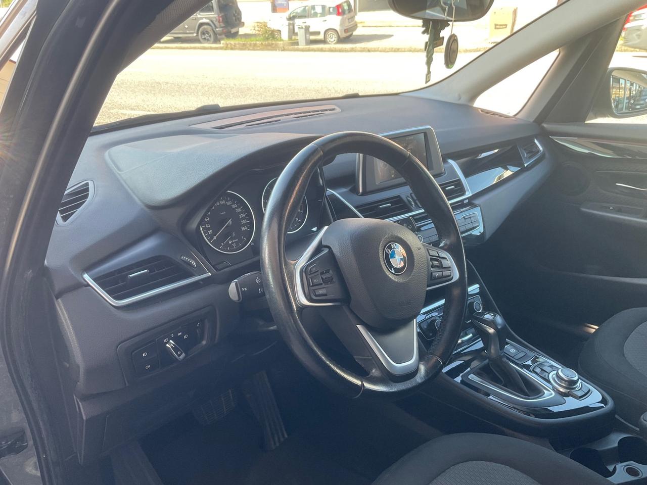 Bmw 2er Active Tourer 218d Luxury