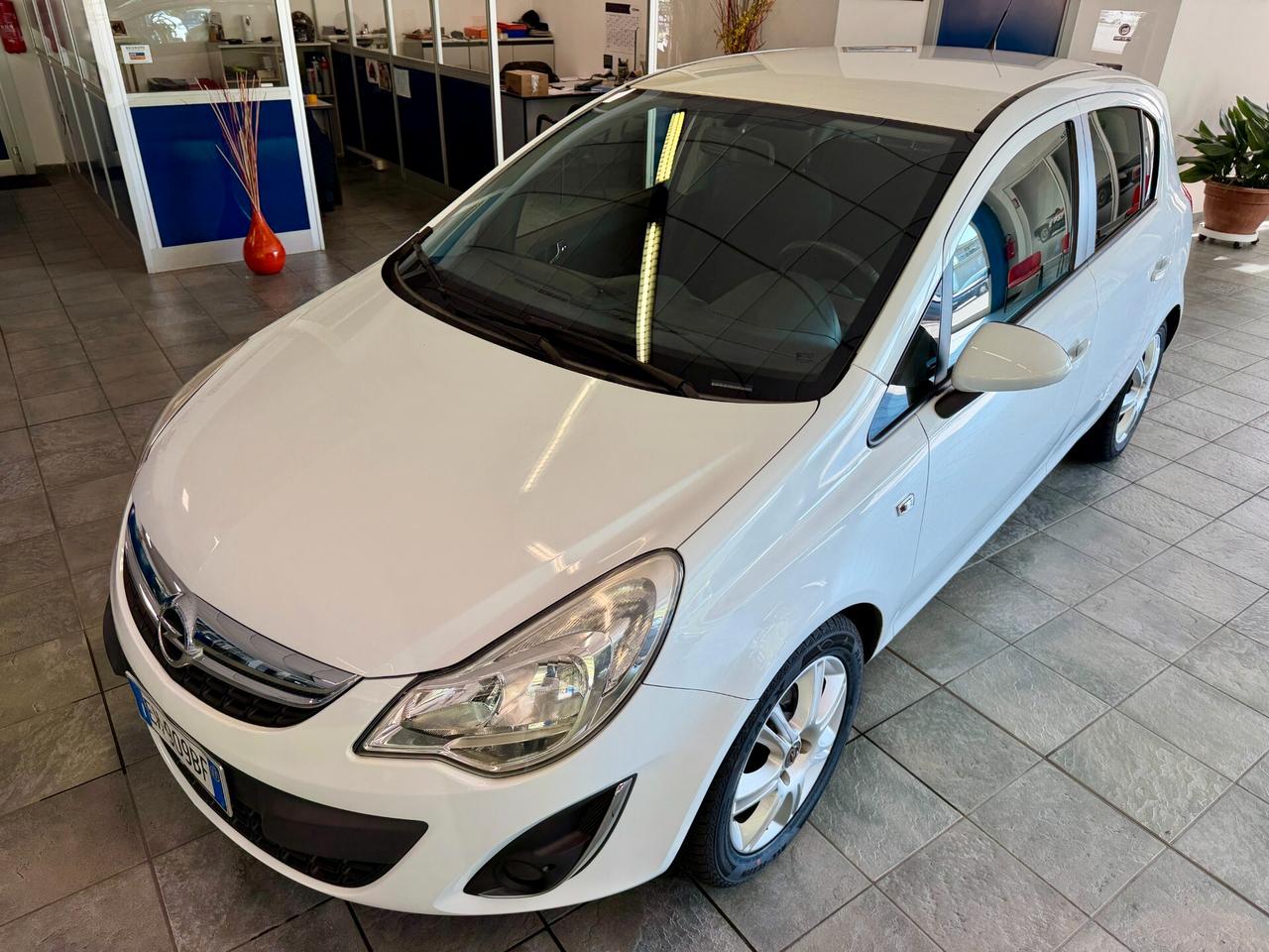 Opel Corsa 1.3 CDTI 95CV 5 porte Cosmo-NEOPATENTATI-