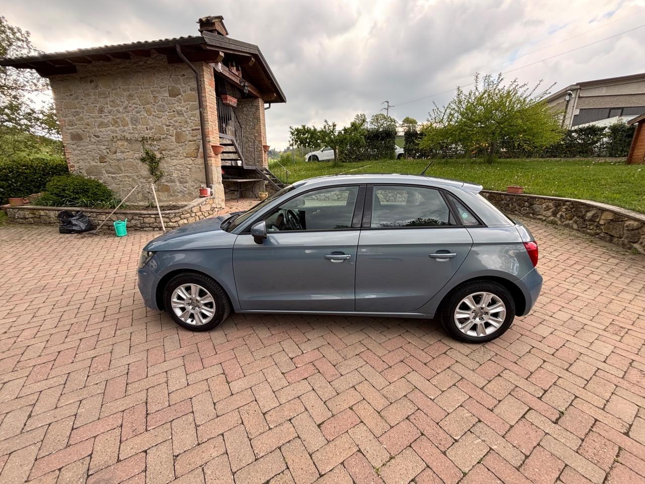 Audi A1 s SPB 1.6 TDI 90 CV 5Porte OK NEOPATENTATI