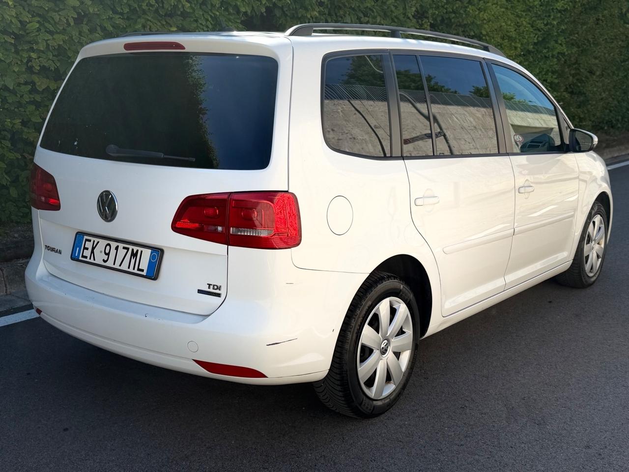 Volkswagen Touran 1.6 TDI 105cv 7 POSTI