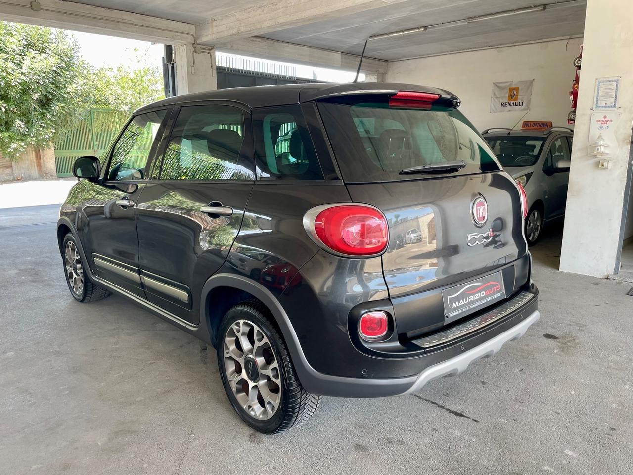 Fiat 500L 1.6 Multijet 105 CV Trekking nav tetto sensori Ecc