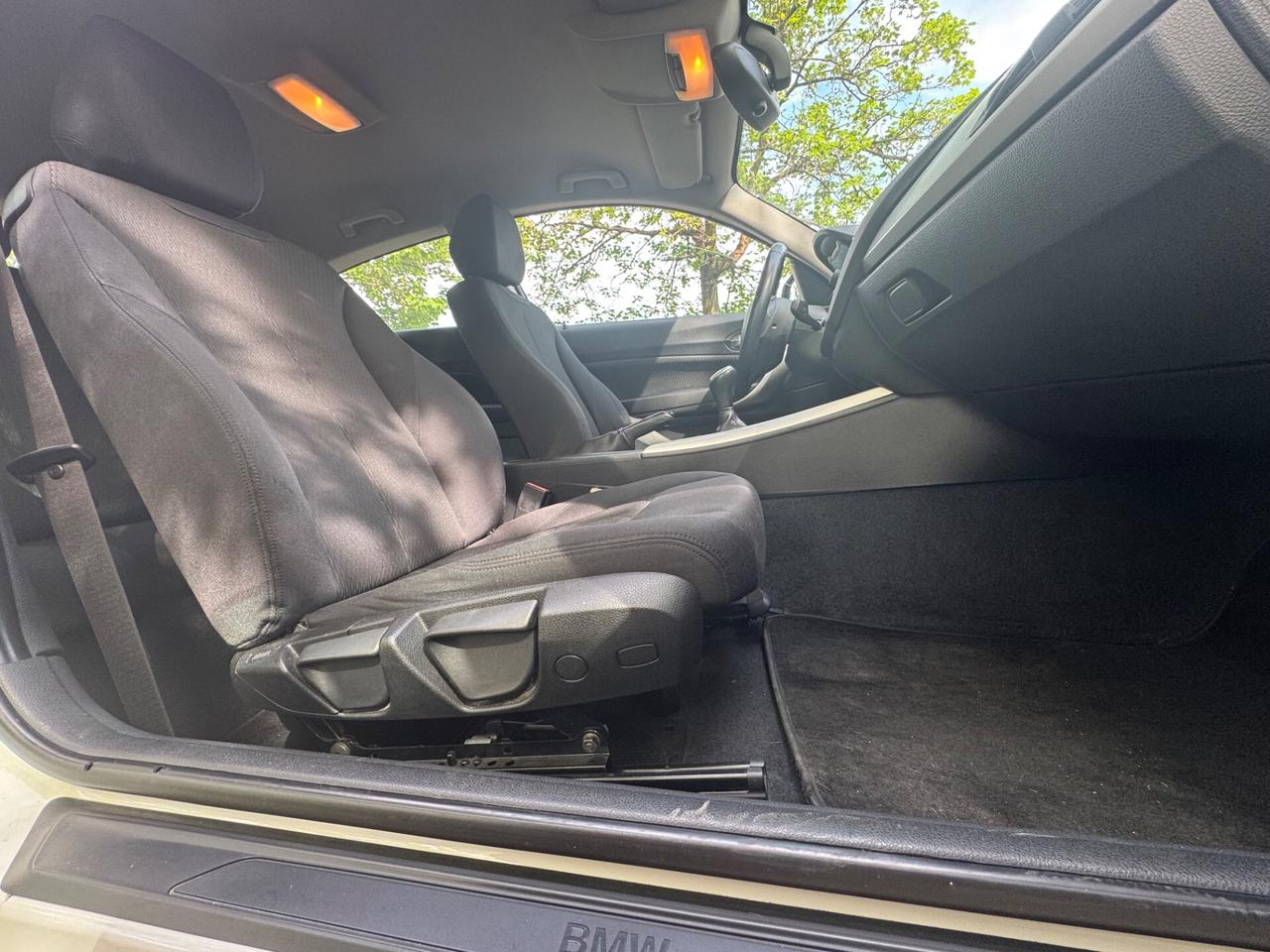 Bmw 114 114i 5p. Unique