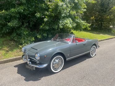 Alfa Romeo Giulia Spider Italiana Hard Top