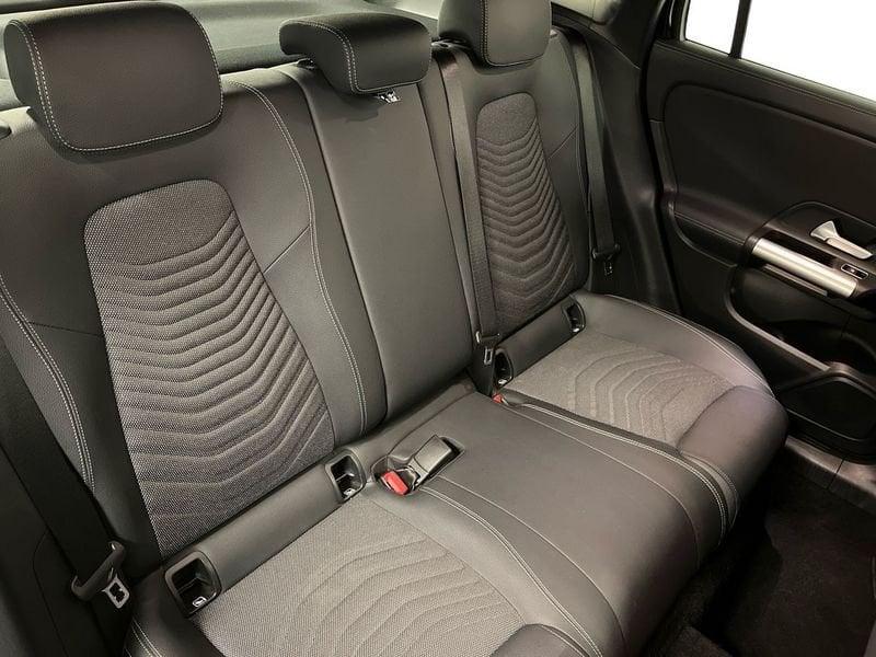 Mercedes-Benz GLA 180 d Automatic Business Extra