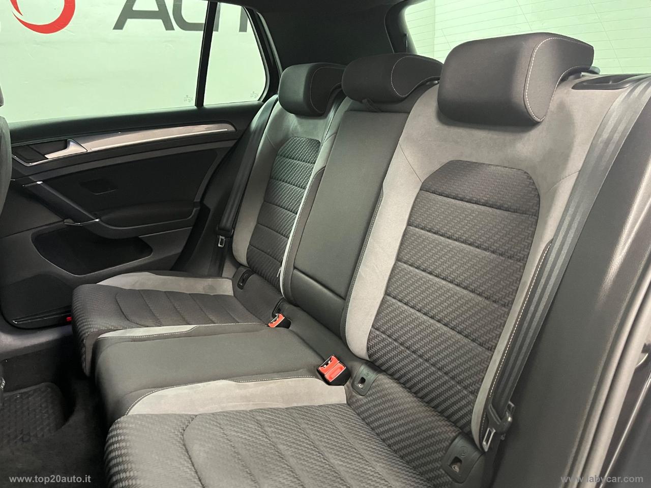 VOLKSWAGEN Golf 1.5 TSI ACT DSG Sport R-LINE BMT